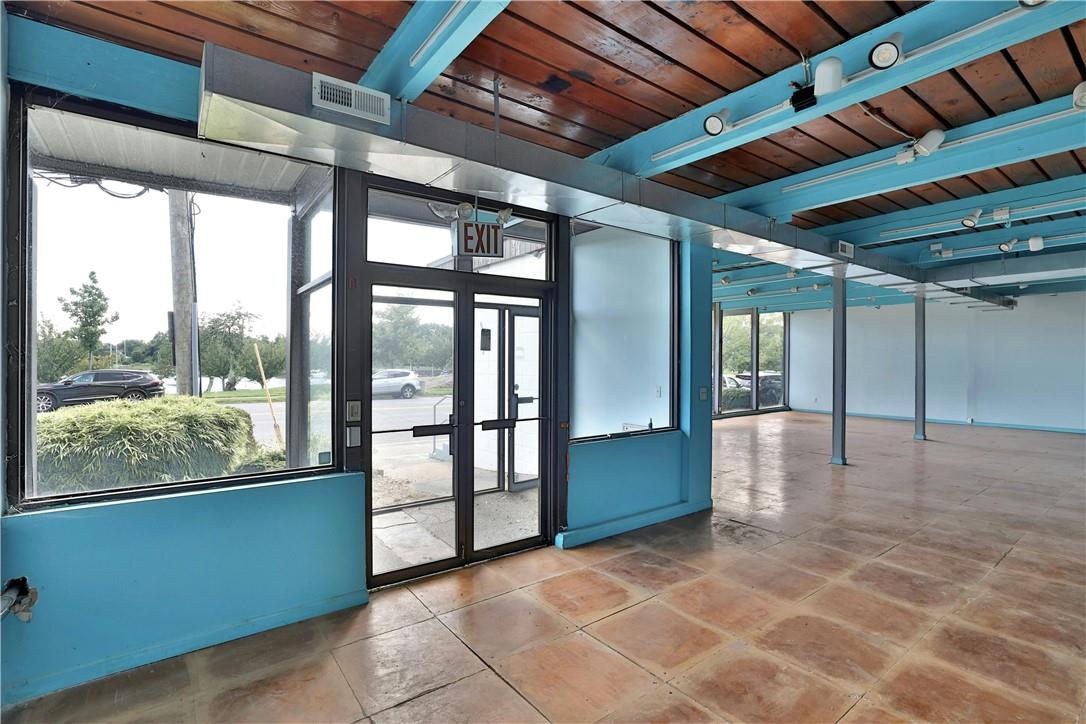 #9 photo, 510-516 W Boston Post Road, Mamaroneck , NY 10543