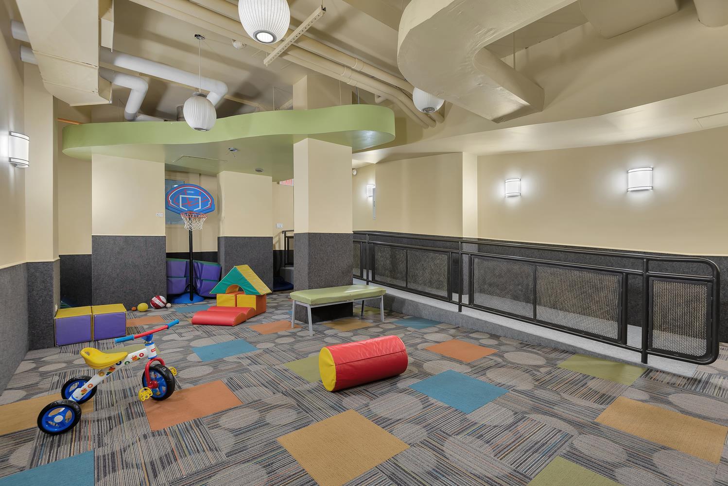 #10 photo, 180 W END Avenue, マンハッタン Lincoln Square , NY 10023