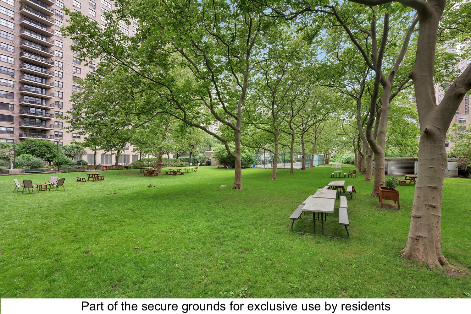 #11 photo, 180 W END Avenue, マンハッタン Lincoln Square , NY 10023