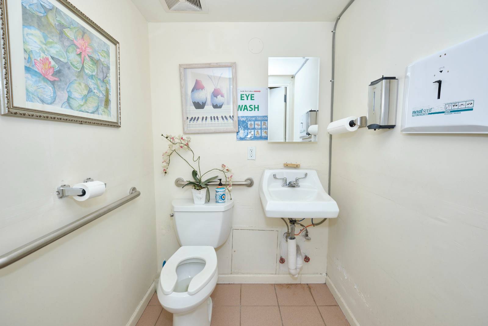 #12 photo, 133-40 37th Ave, クイーンズ区 Flushing , NY 11354