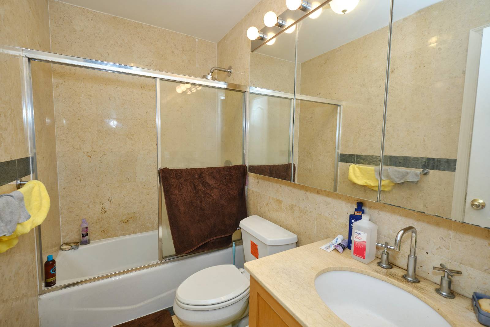 #17 photo, 133-40 37th Ave, クイーンズ区 Flushing , NY 11354