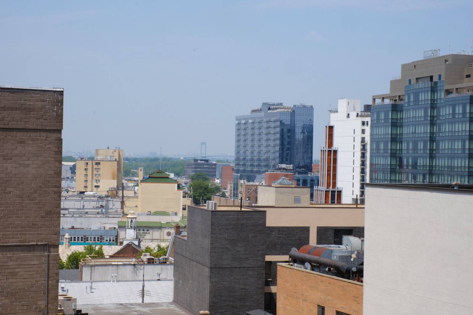 #31 photo, 133-40 37th Ave, クイーンズ区 Flushing , NY 11354