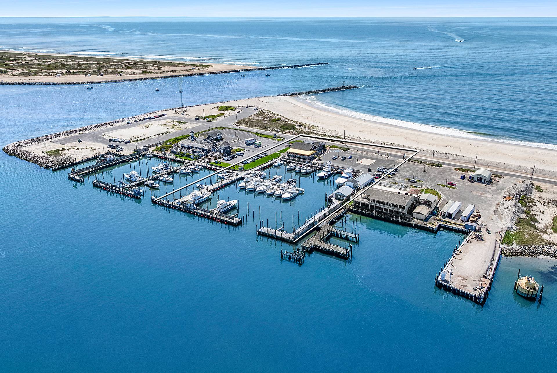 #21 photo, 369 Dune Road, サフォーク郡 Hampton Bays , NY 11946