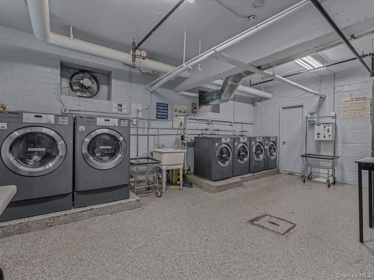 #7 photo, 87-50 204 Street, Hollis , NY 11423