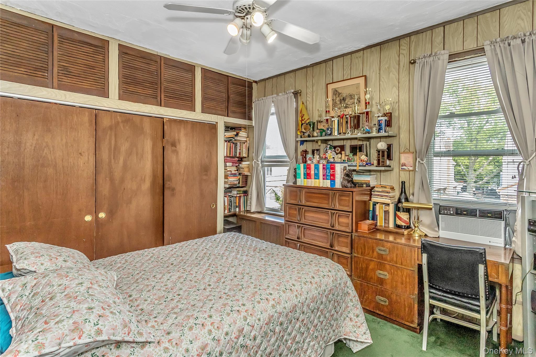 #9 photo, 2541 83rd Street, クイーンズ区 East Elmhurst , NY 11370