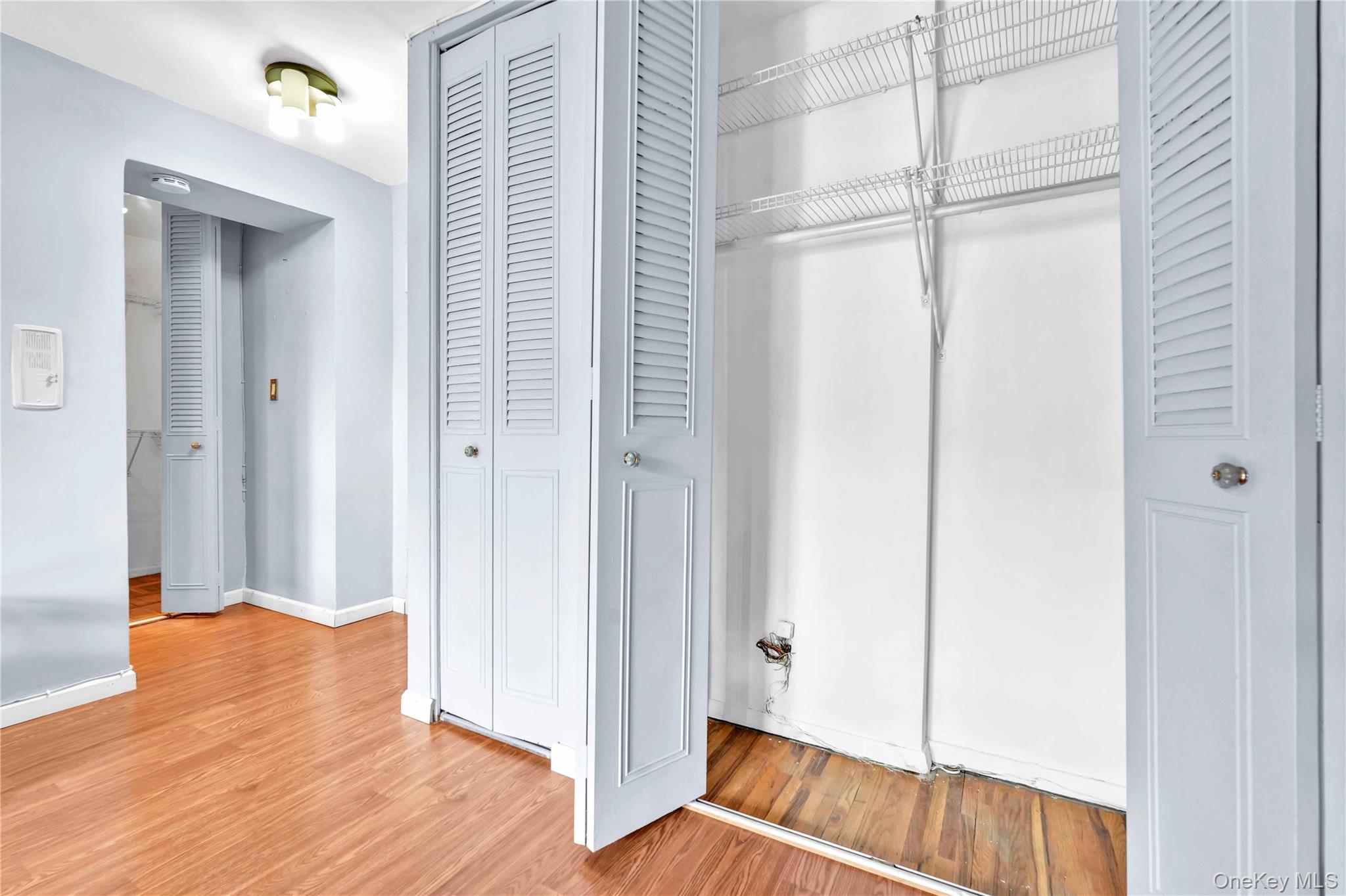 #16 photo, 68-15 Selfridge Street, クイーンズ区 Forest Hills , NY 11375