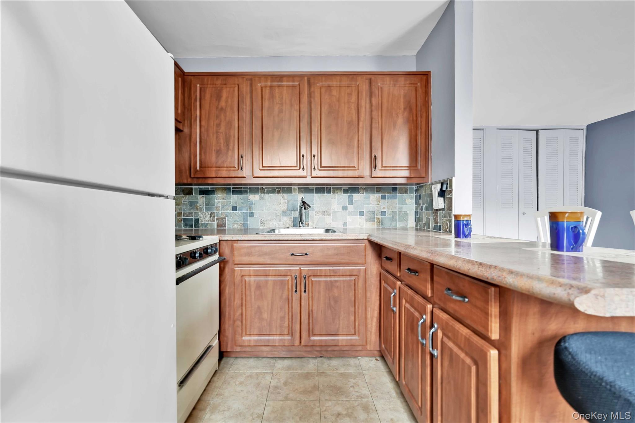 #19 photo, 68-15 Selfridge Street, クイーンズ区 Forest Hills , NY 11375