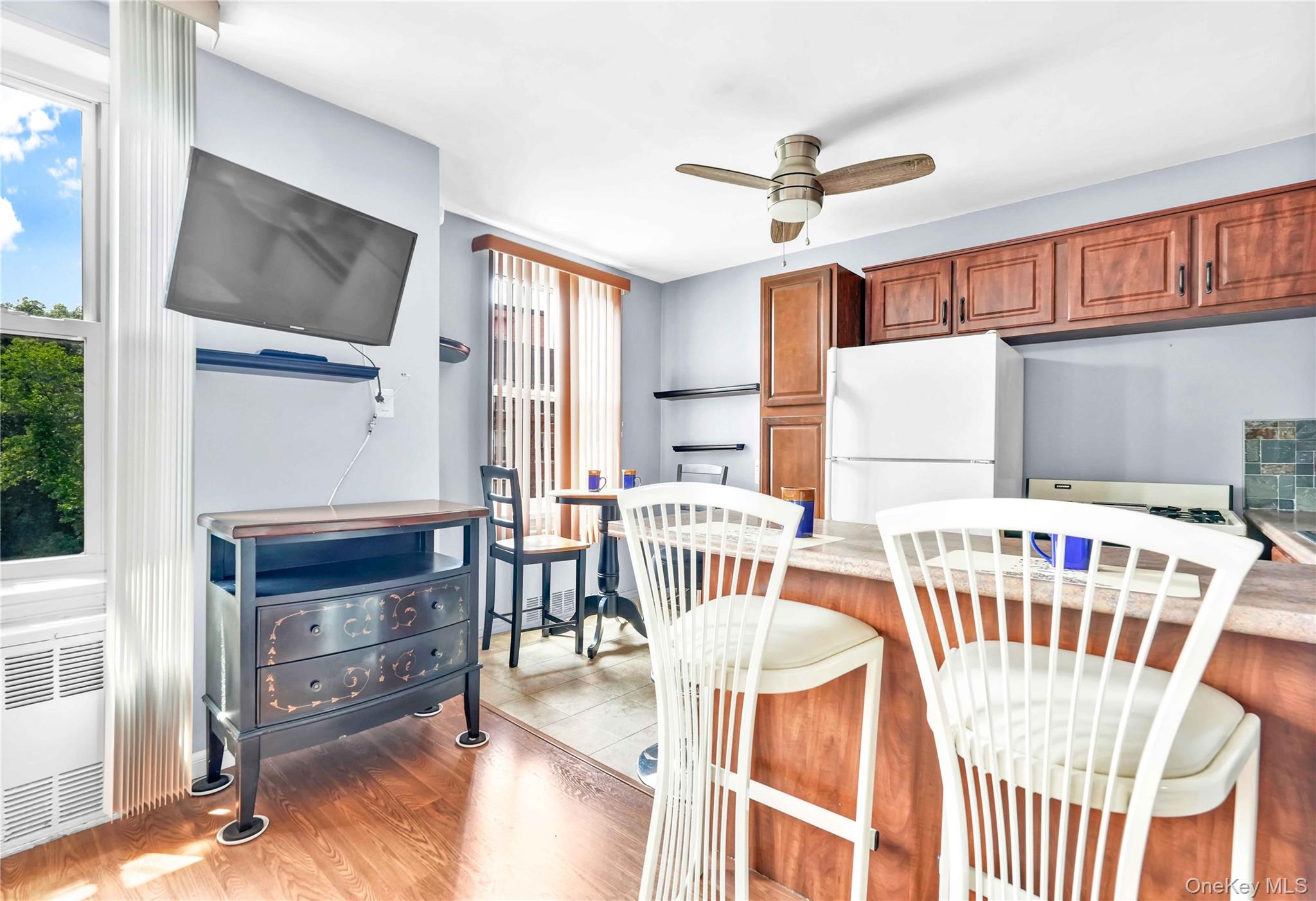 #20 photo, 68-15 Selfridge Street, クイーンズ区 Forest Hills , NY 11375