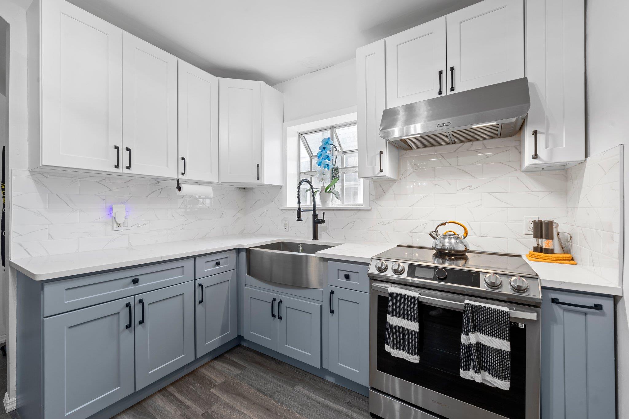 #20 photo, 17 Sachem St Street, ناسو East Rockaway , NY 11518