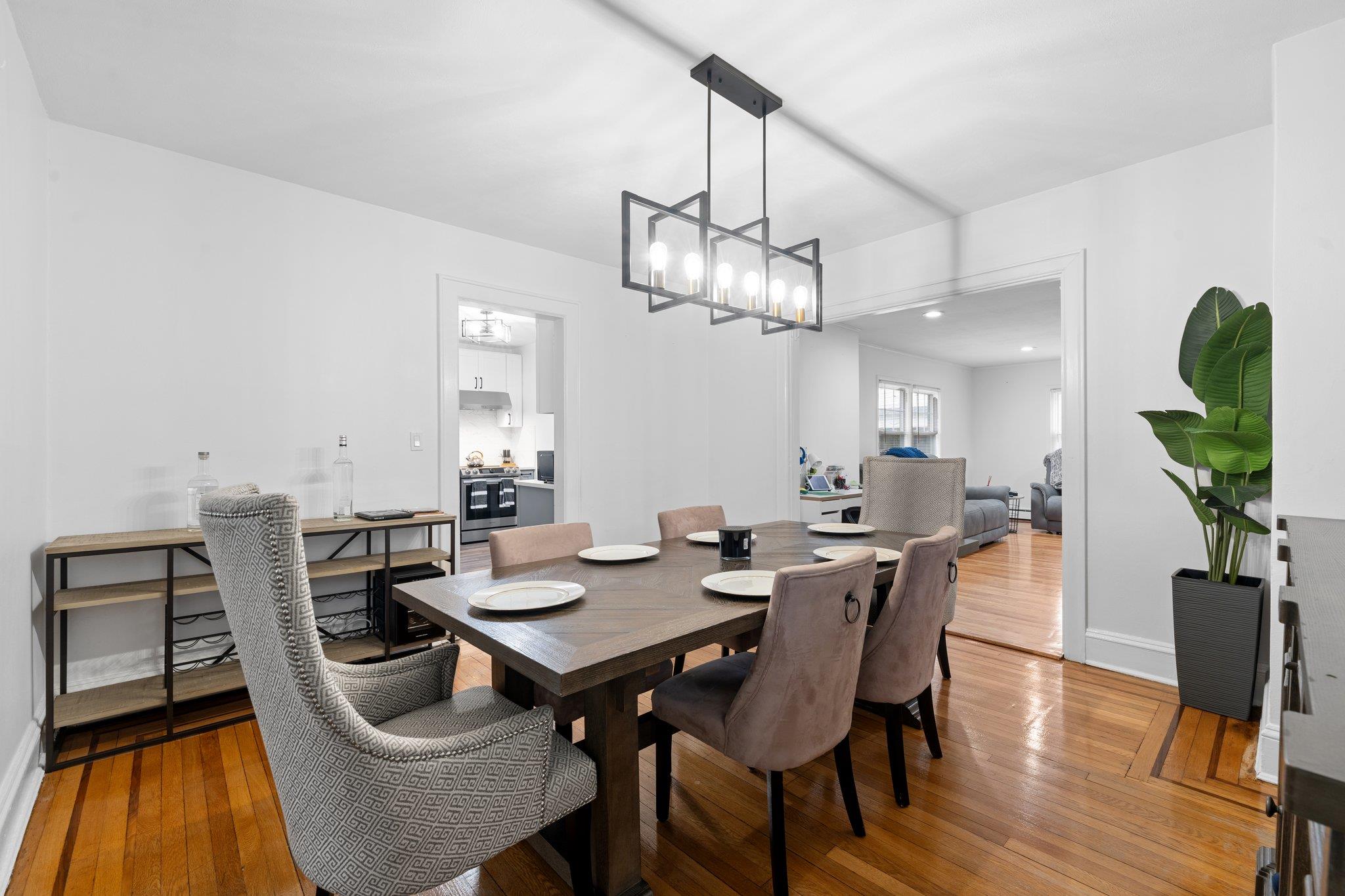 #7 photo, 17 Sachem St Street, ناسو East Rockaway , NY 11518