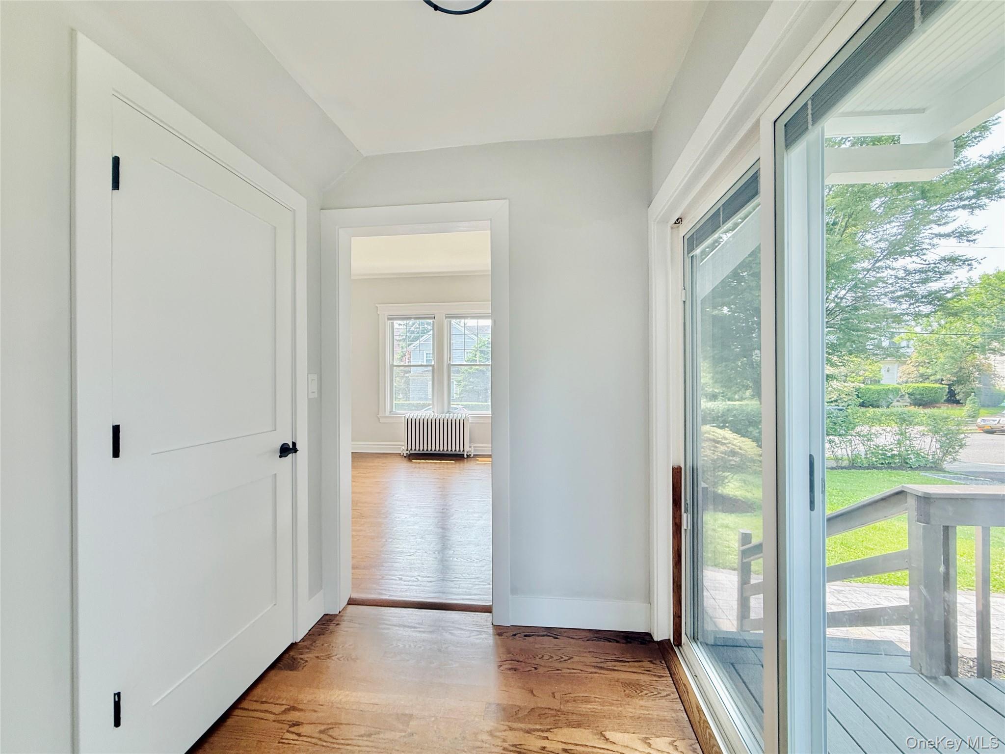 #19 photo, 374 King Street, Port Chester , NY 10573