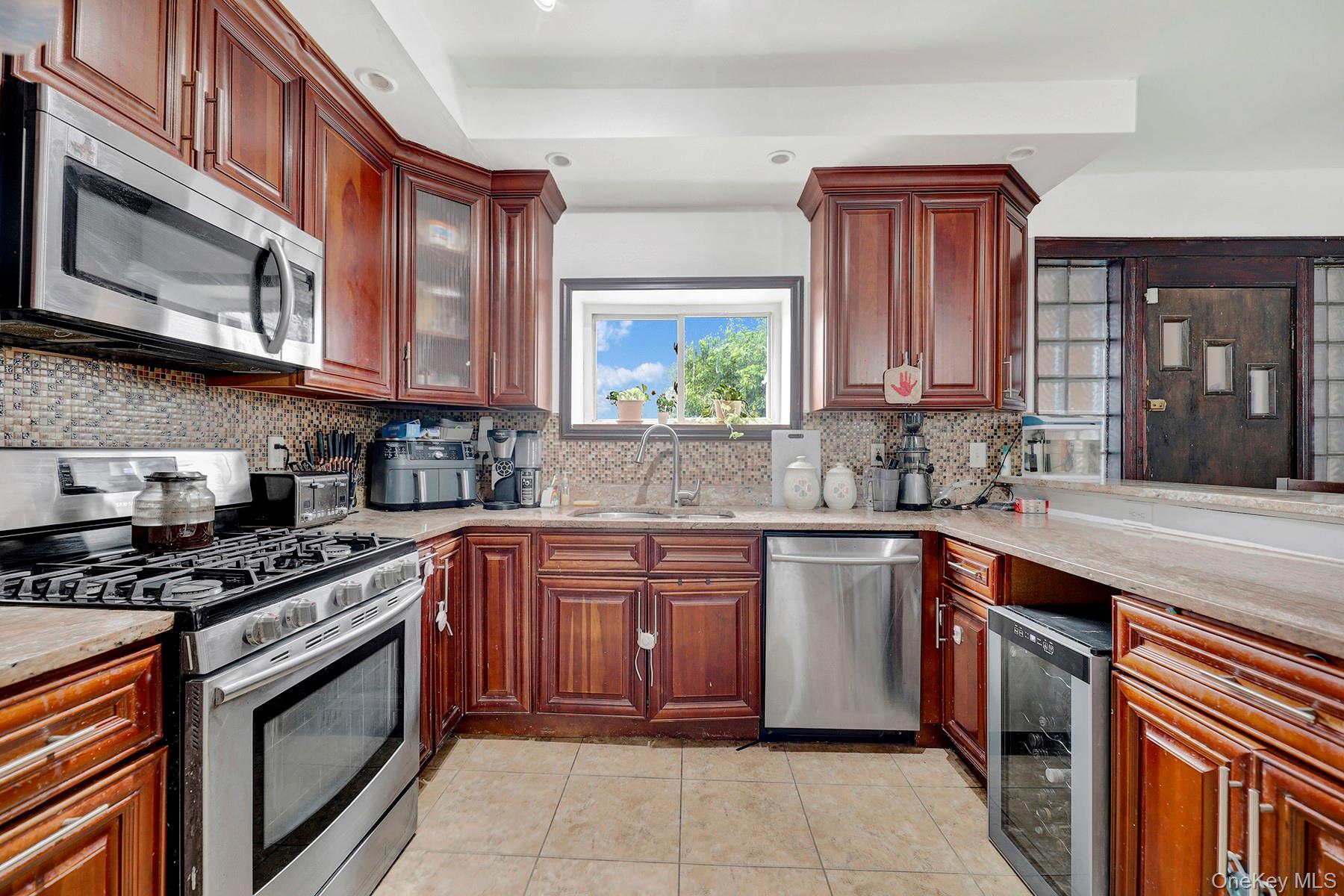 #16 photo, 179-50 Anderson Rd, クイーンズ区 Jamaica , NY 11434