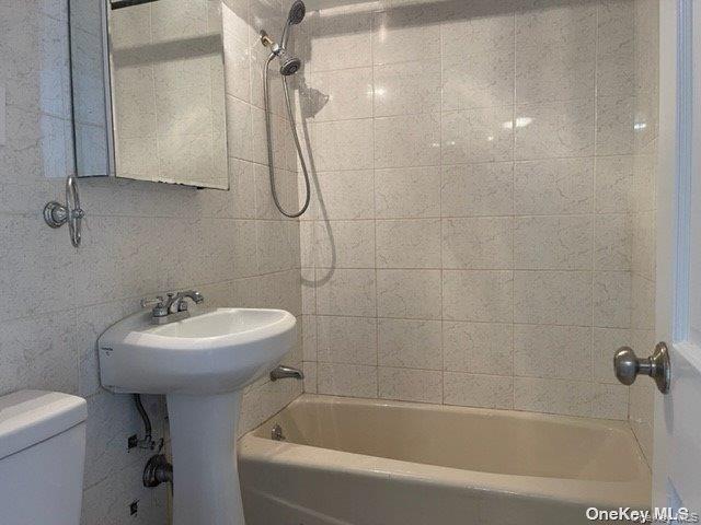 #7 photo, 83-60 118th Street, クイーンズ区 Kew Gardens , NY 11415