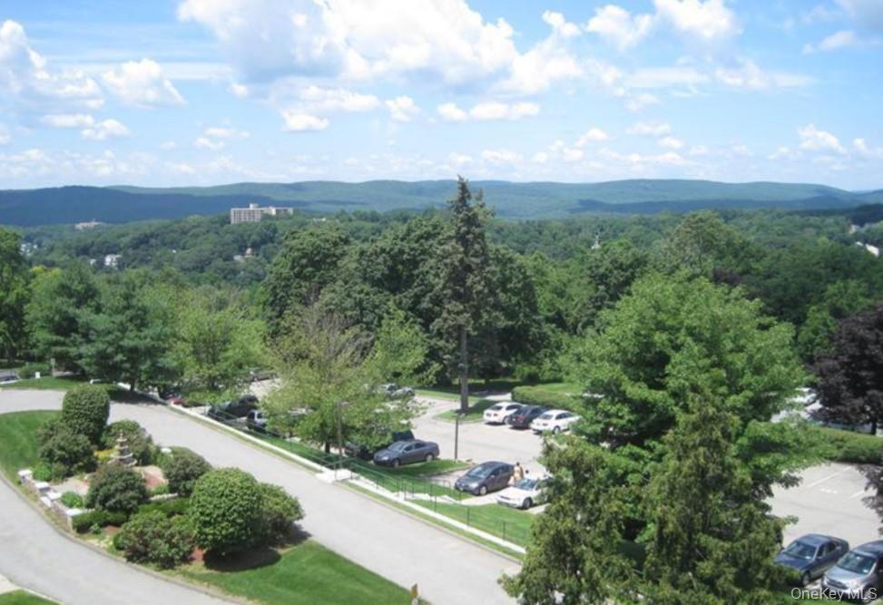 #12 photo, 6102 Villa At The Woods, Peekskill , NY 10566