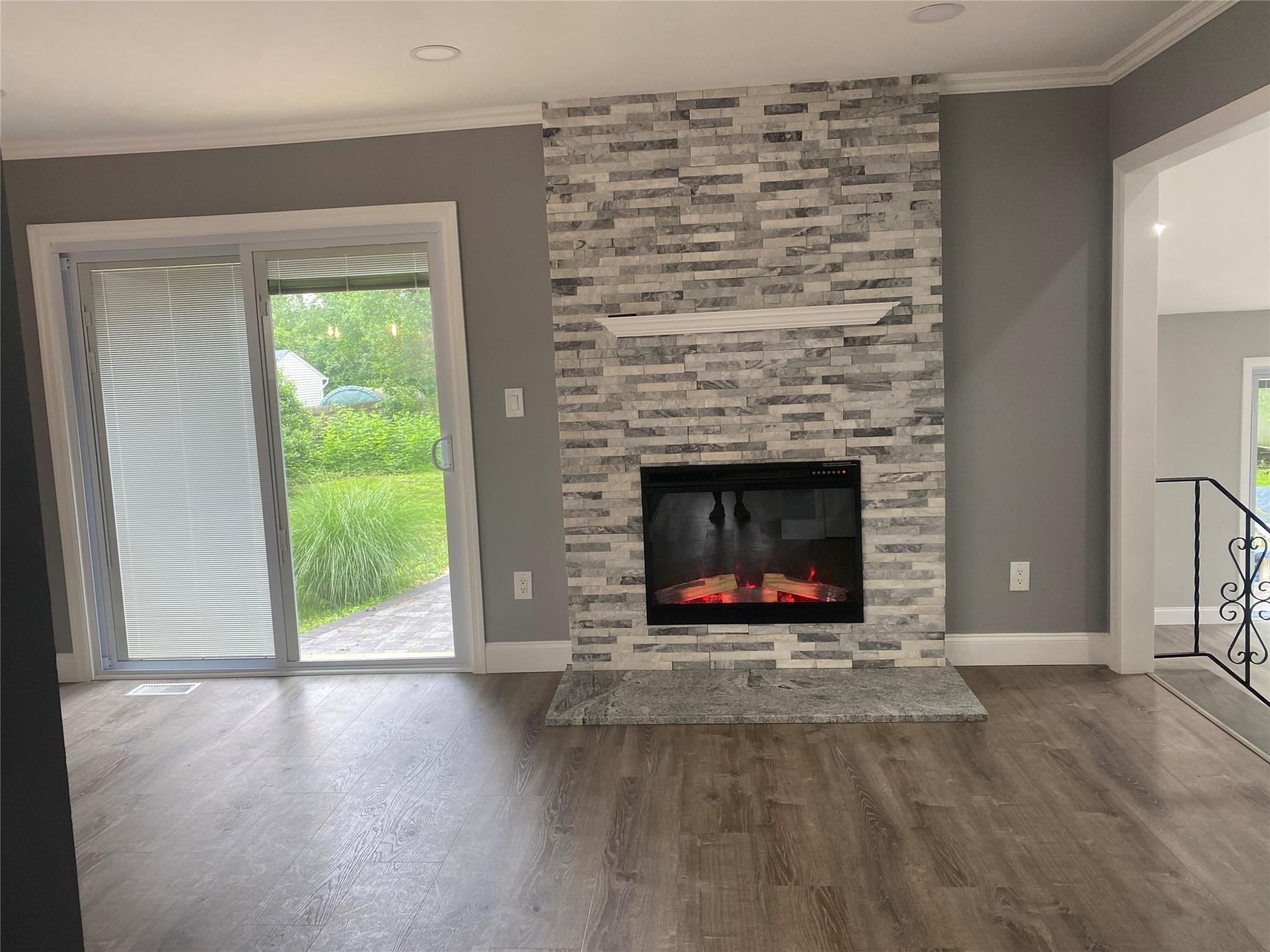 #10 photo, 95 Muncie Road, サフォーク郡 West Babylon , NY 11704