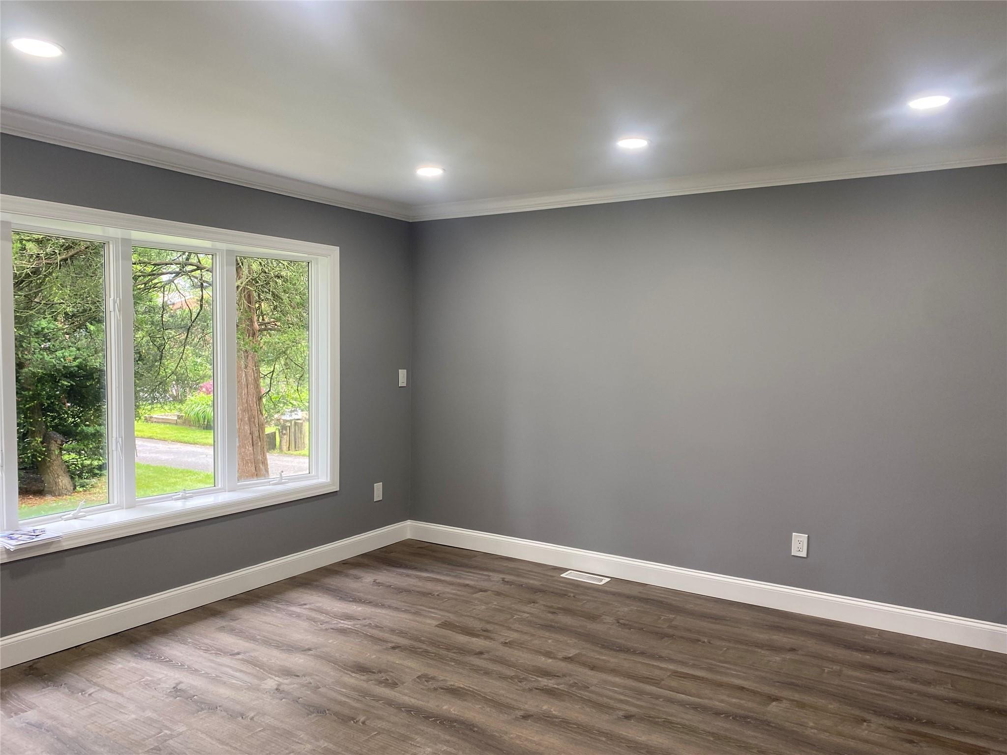 #13 photo, 95 Muncie Road, サフォーク郡 West Babylon , NY 11704