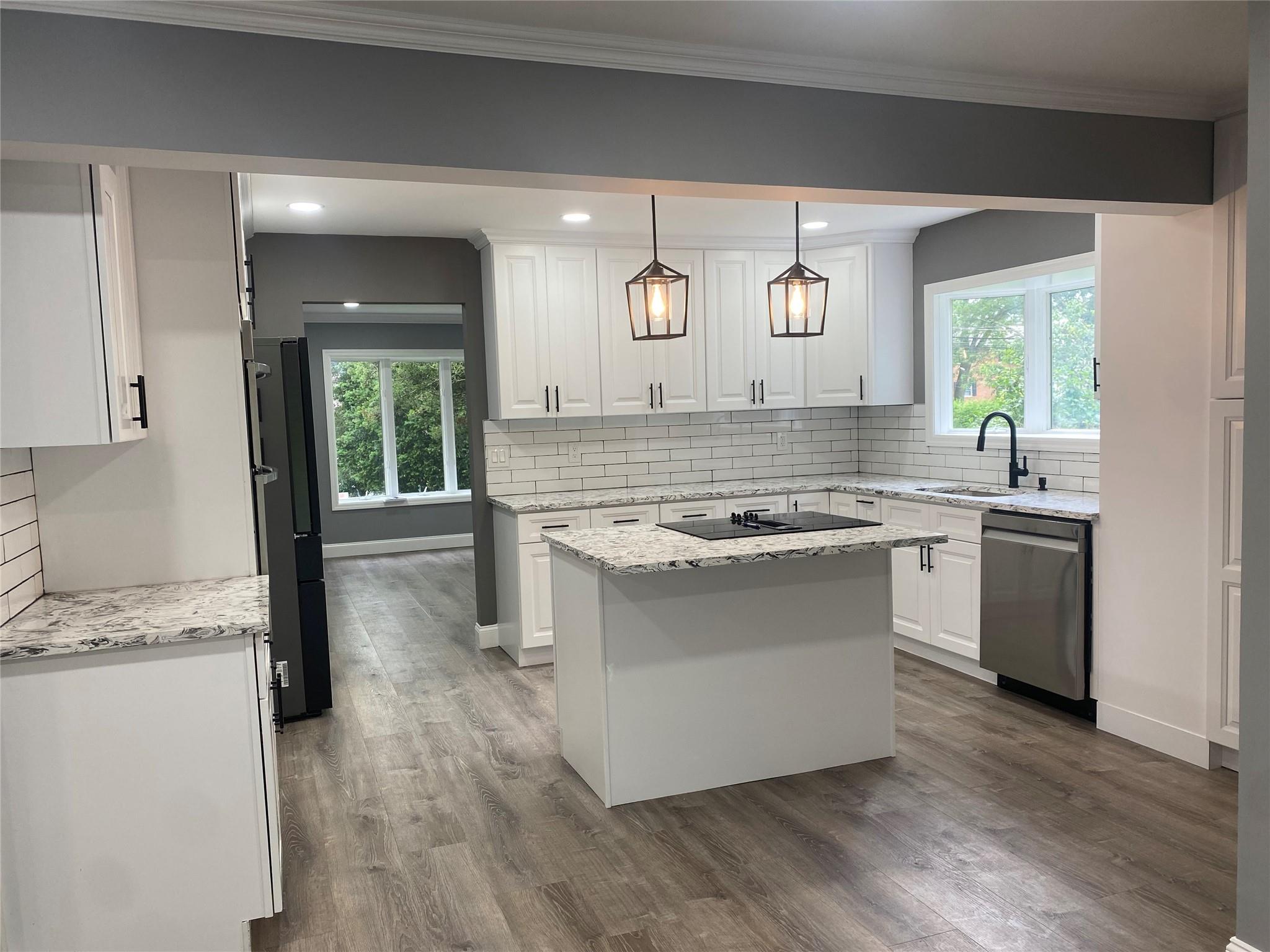 #18 photo, 95 Muncie Road, サフォーク郡 West Babylon , NY 11704