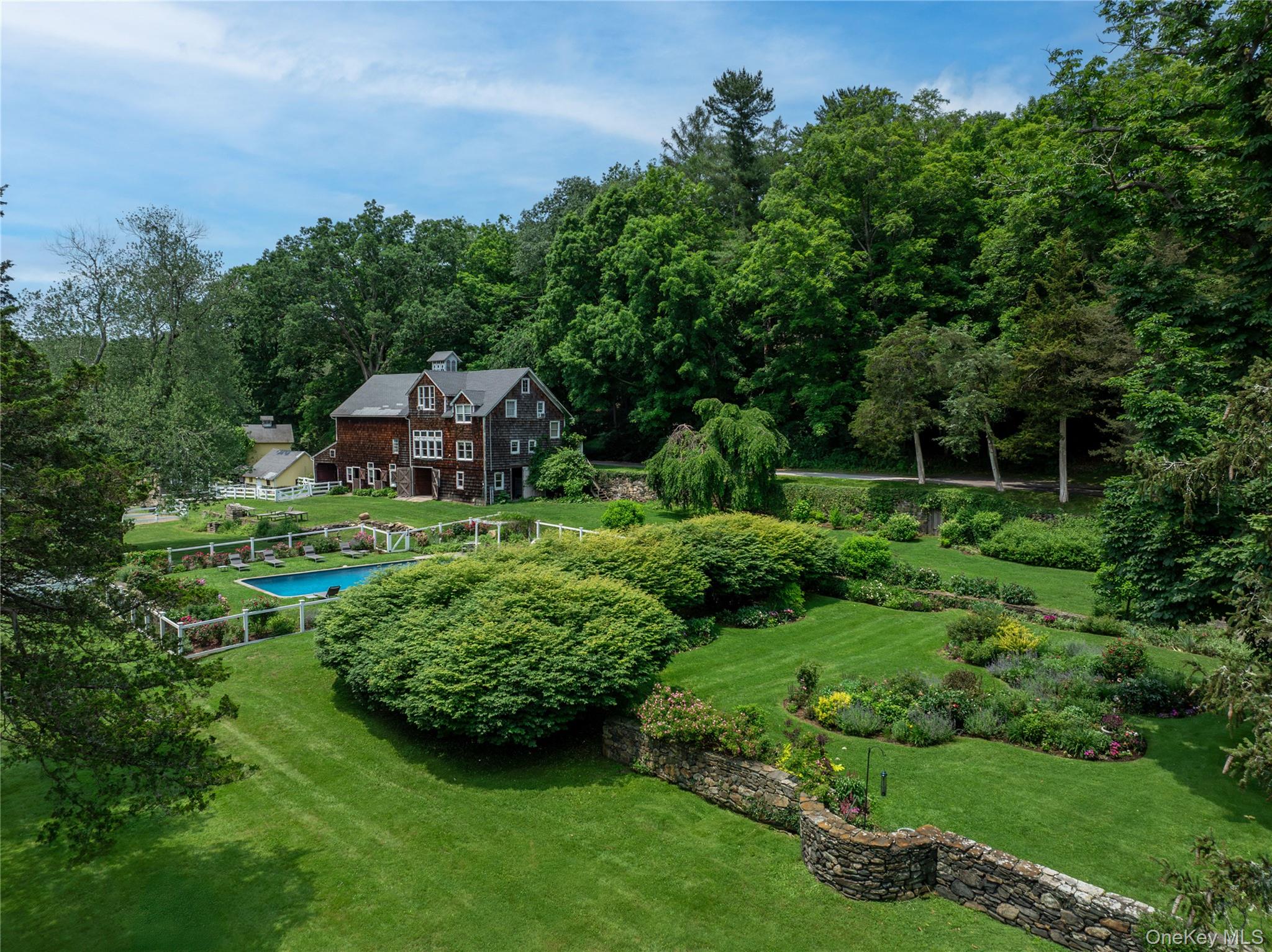 #11 photo, 161 Buxton Road, Bedford Hills , NY 10507