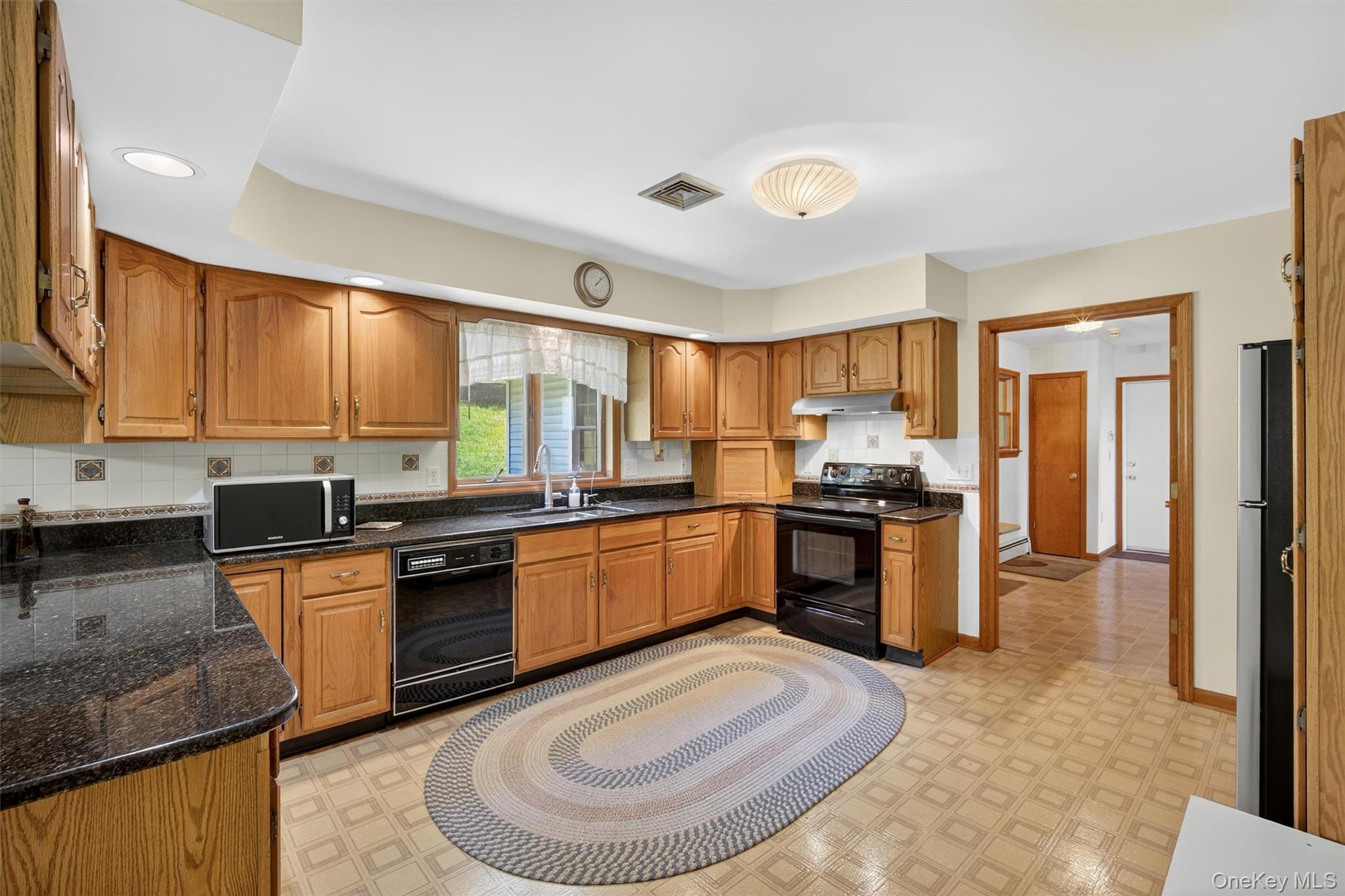 #12 photo, 561 Toleman Road, Rock Tavern , NY 12575