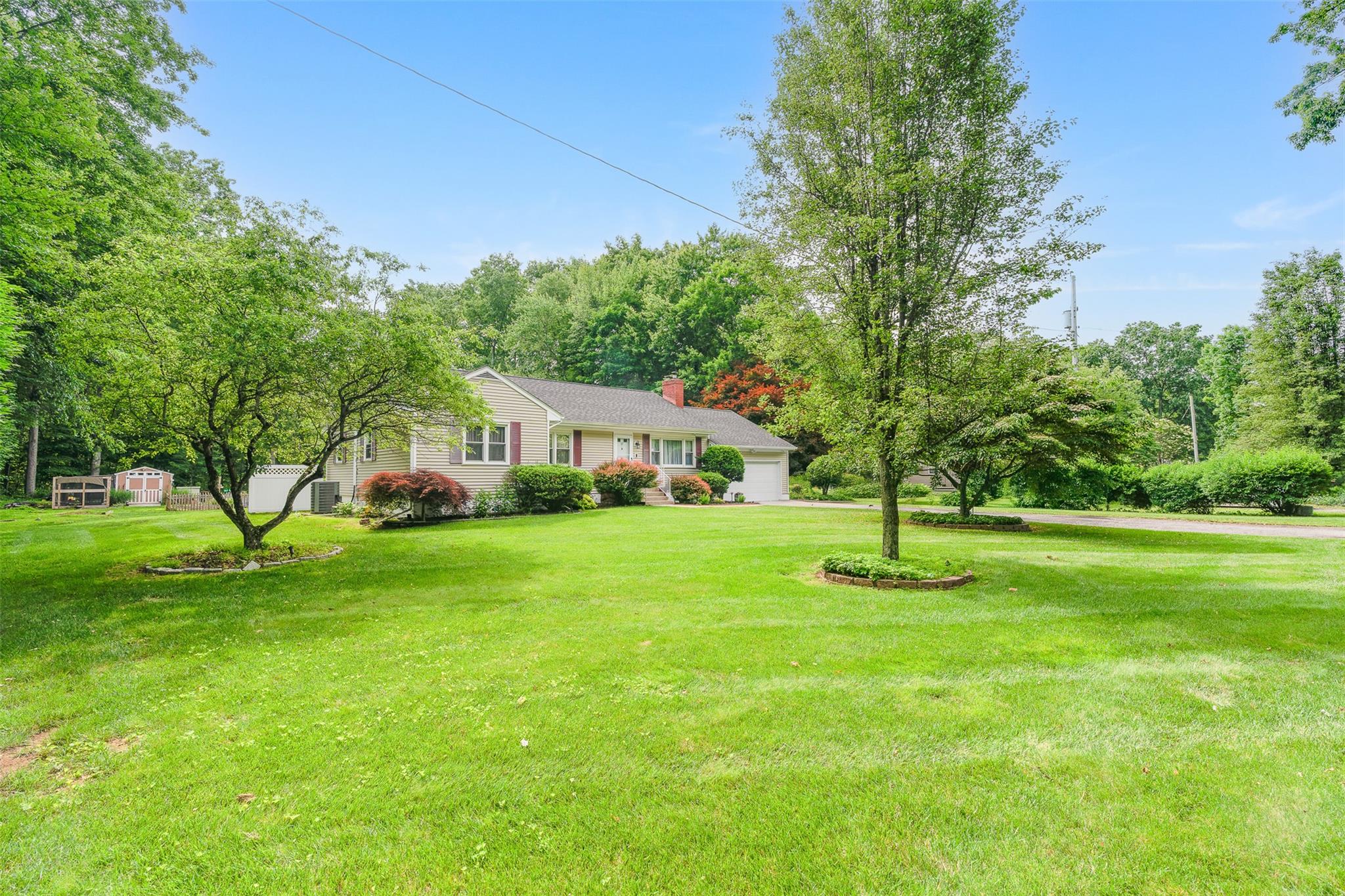 #1 photo, 63 Lake Walton Road, 紐約州 Wappingers Falls , NY 12590