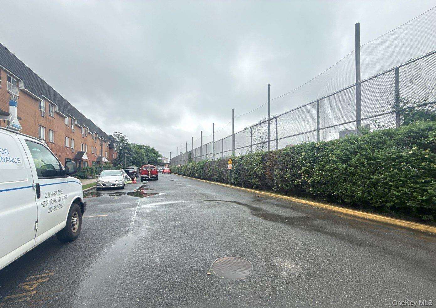 #3 photo, 1316 33rd Avenue, クイーンズ区 Astoria , NY 11106