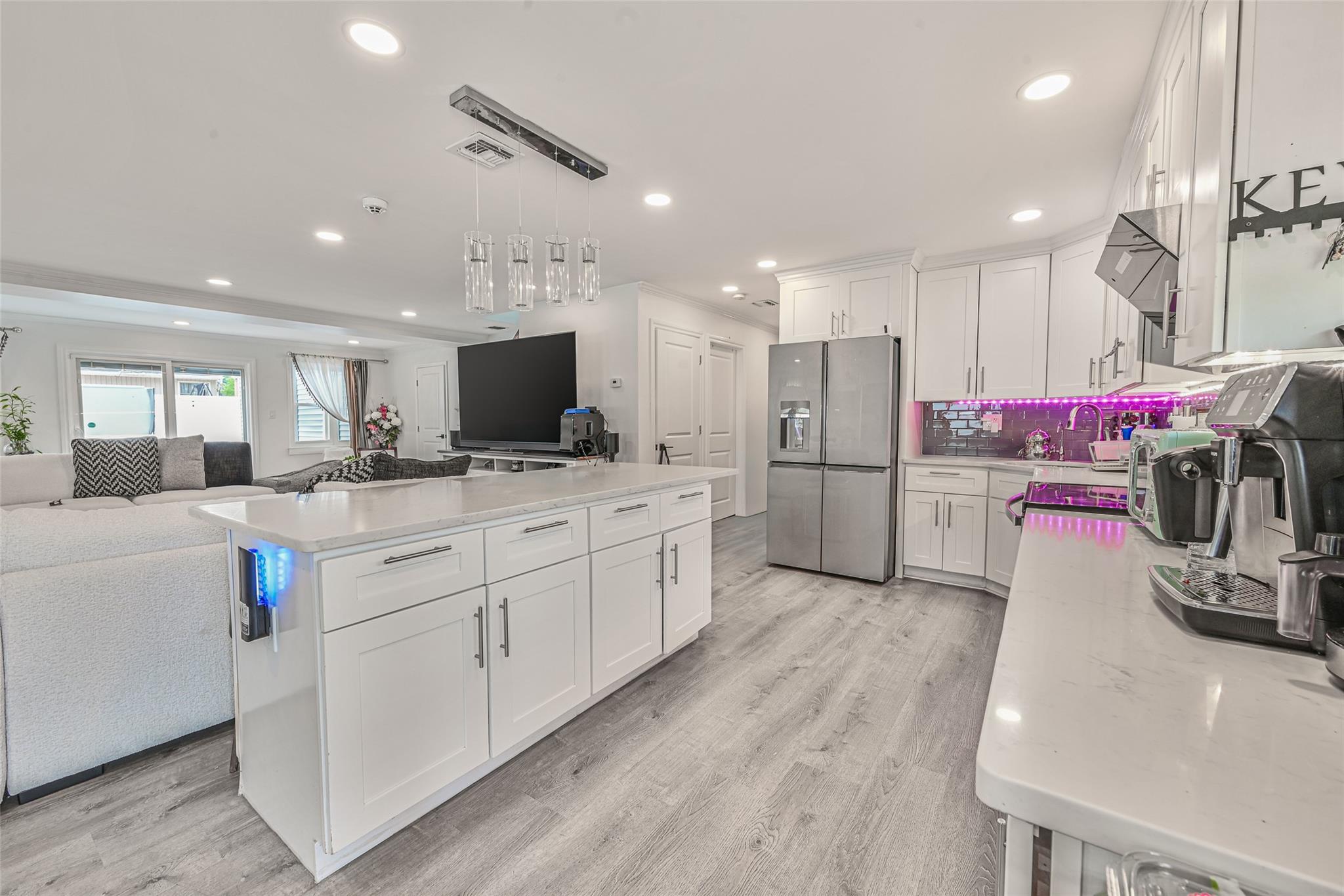 #3 photo, 86 S Cabot Lane, Westbury , NY 11590