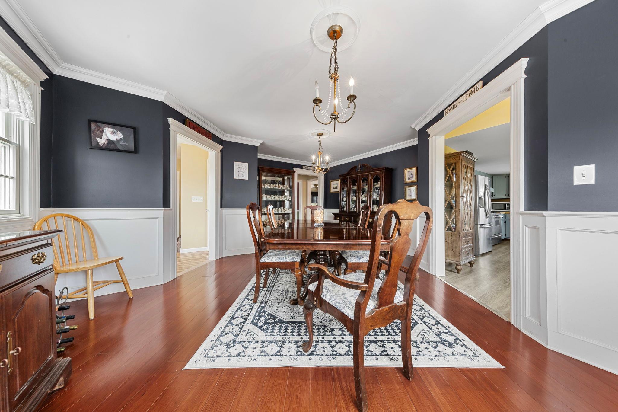 #11 photo, 25 Meadow Lane, サフォーク郡 Amityville , NY 11701