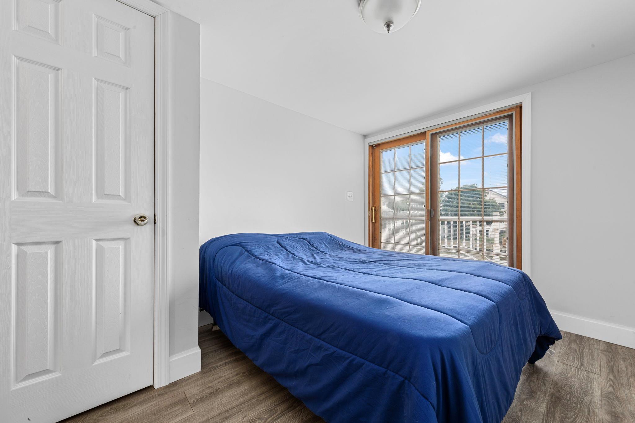 #20 photo, 25 Meadow Lane, サフォーク郡 Amityville , NY 11701