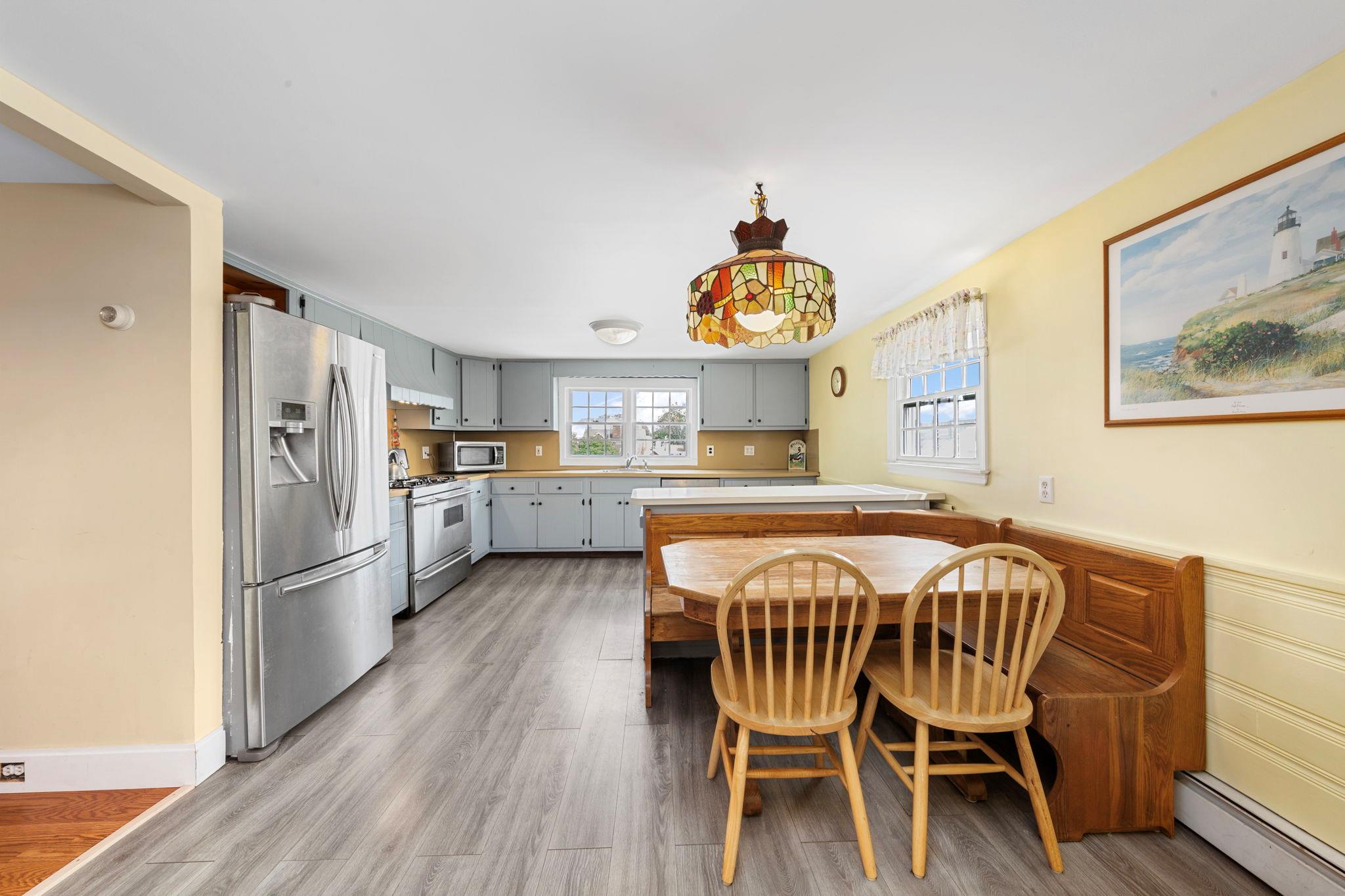 #6 photo, 25 Meadow Lane, サフォーク郡 Amityville , NY 11701