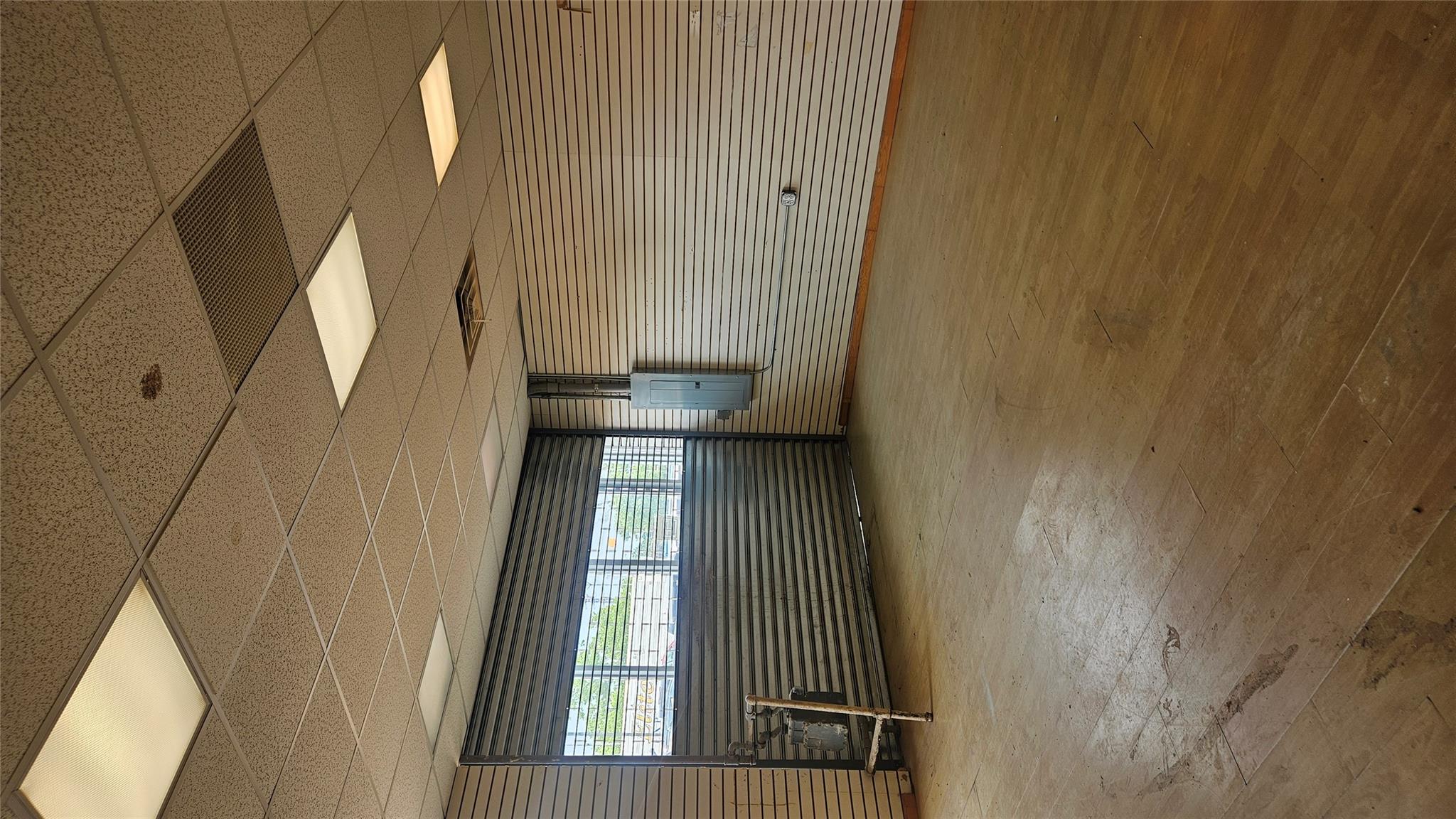 #11 photo, 38-40 Newton Blvd, ナッソー郡 Freeport , NY 11520