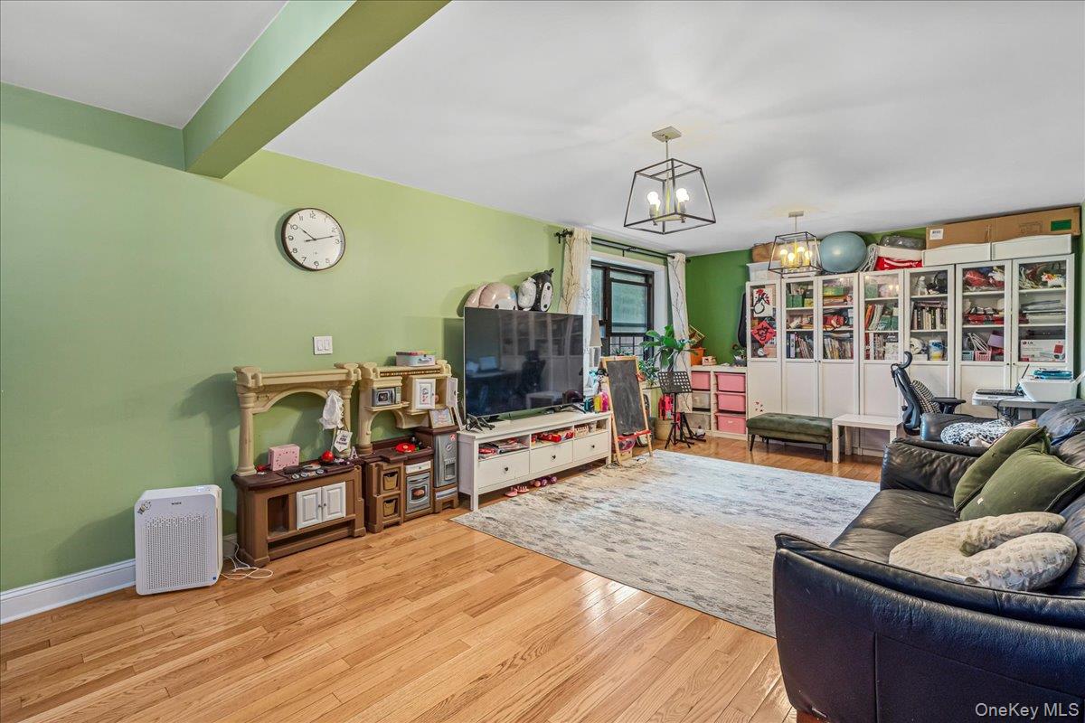 #15 photo, 75-15 210 Street, クイーンズ区 Bayside , NY 11364