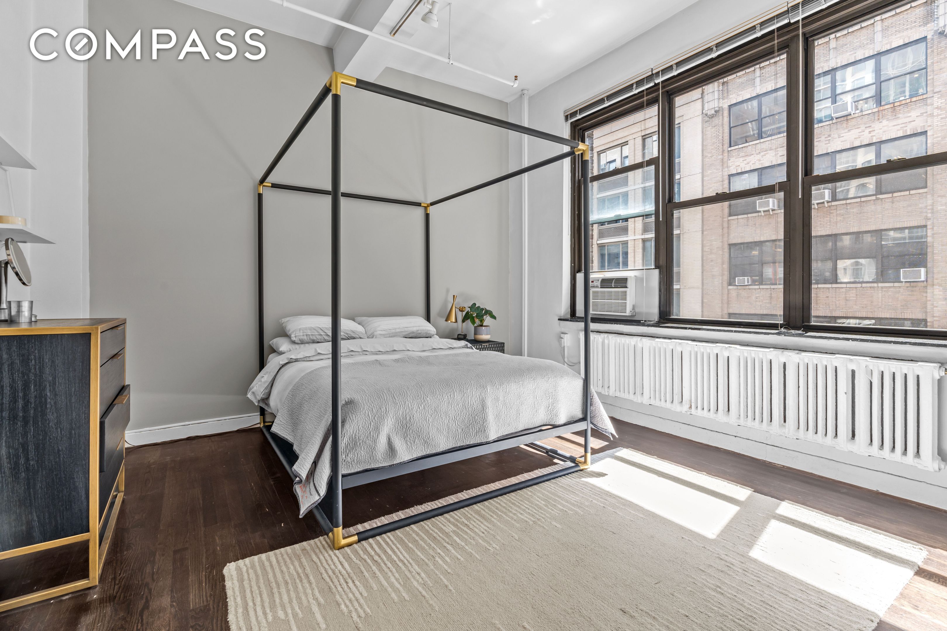 #17 photo, 335 W 38th Street, マンハッタン Hudson Yards , NY 10018