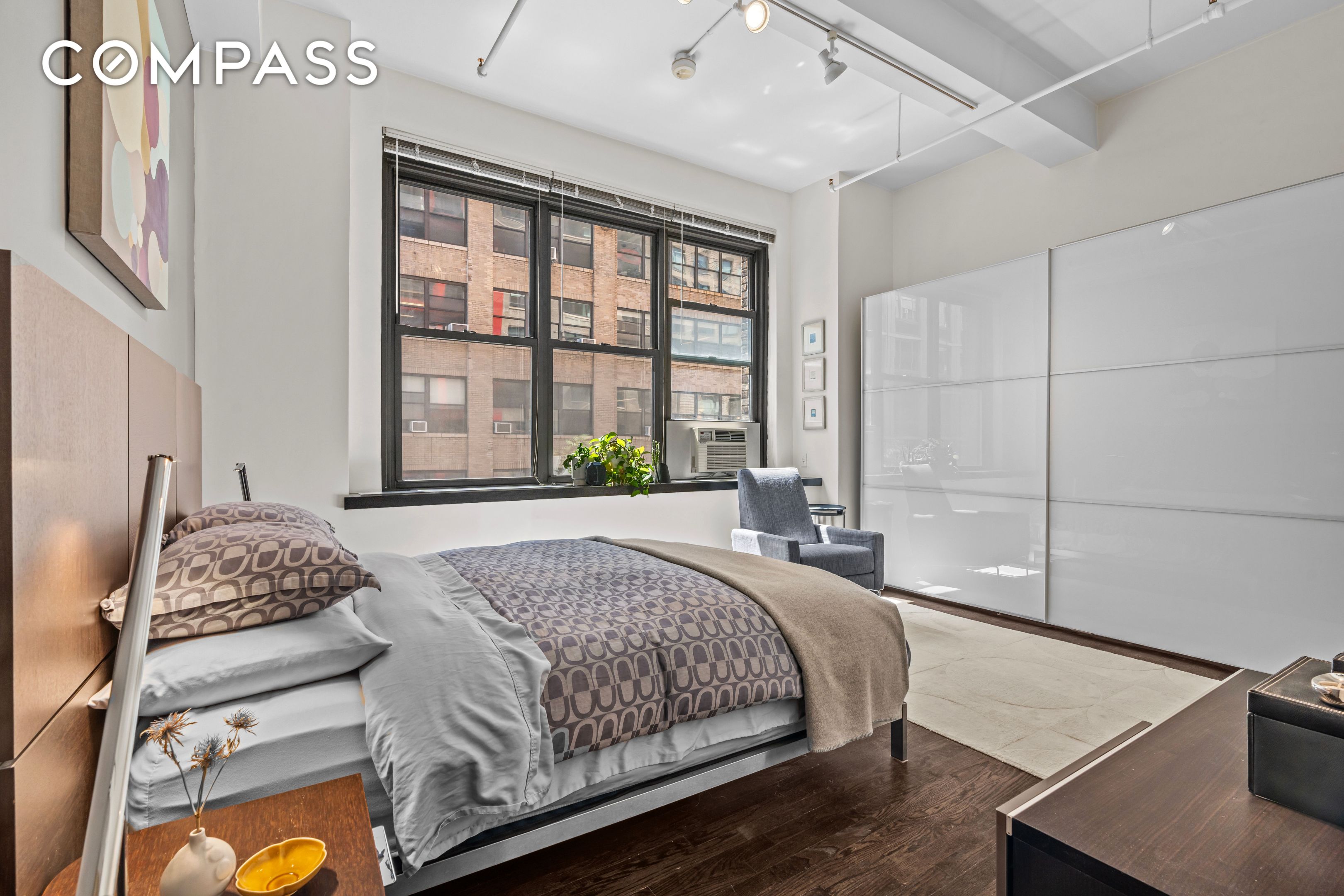 #20 photo, 335 W 38th Street, マンハッタン Hudson Yards , NY 10018