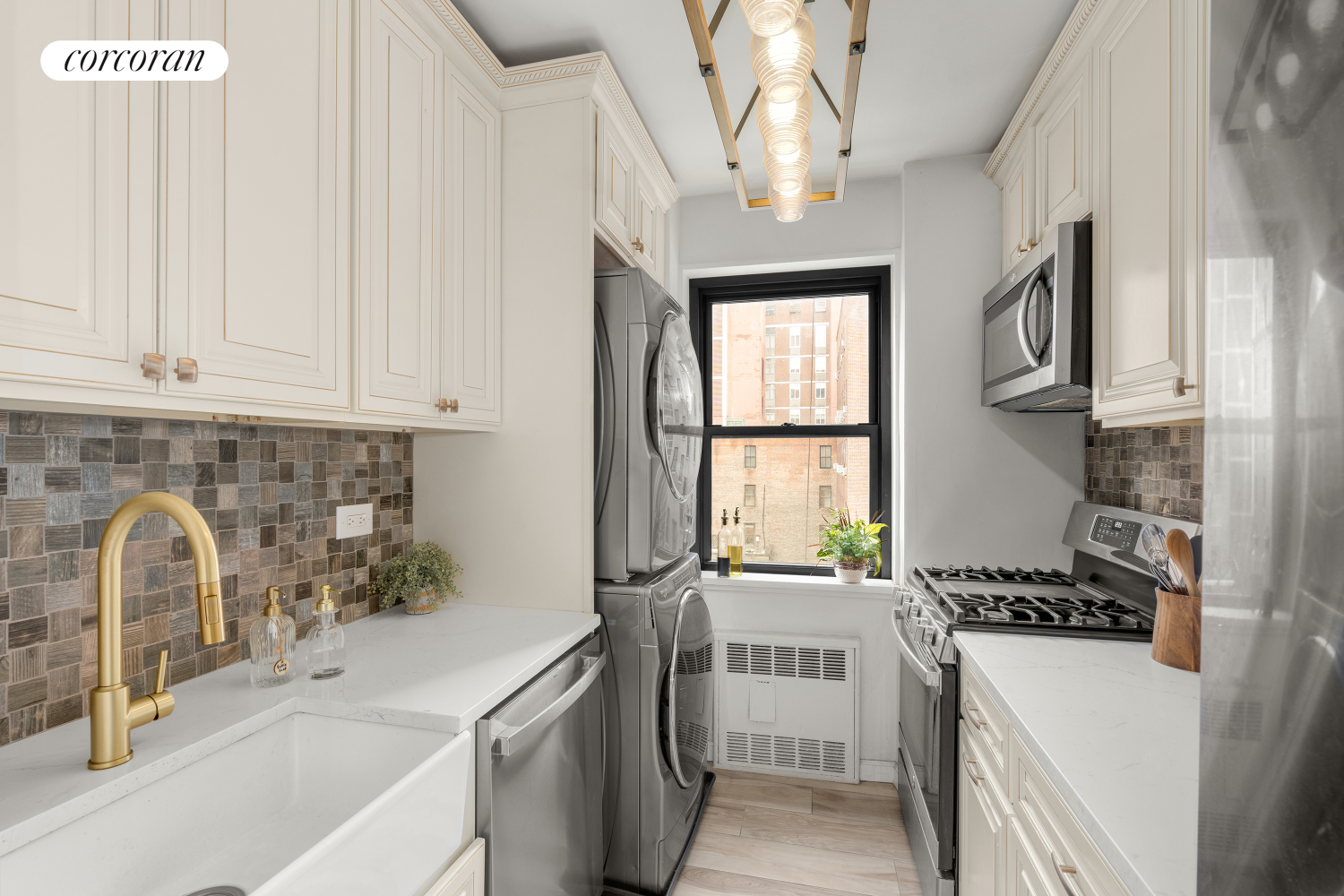 #3 photo, 136 E 76TH Street, 曼哈頓 上东城 Lenox Hill , NY 10021