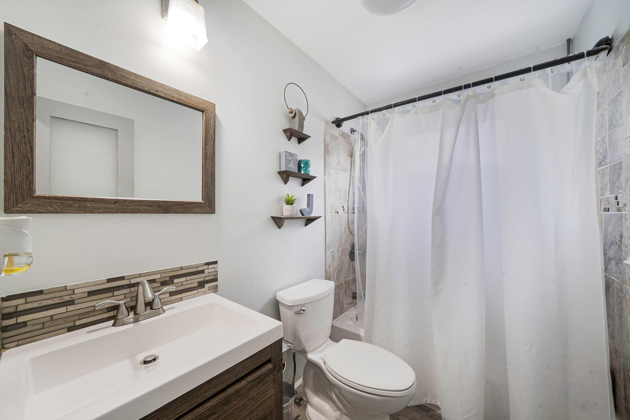 #15 photo, 80 Breston Drive, サフォーク郡 Shirley , NY 11967