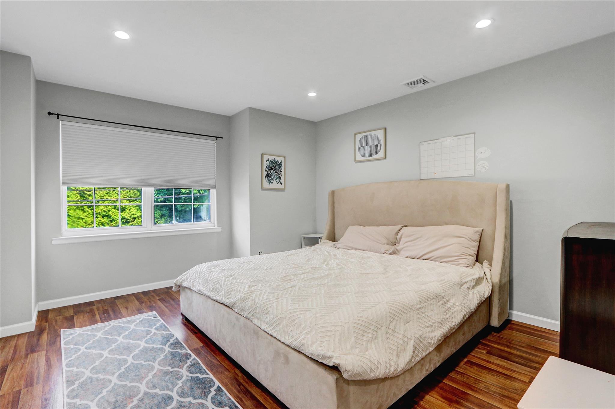 #15 photo, 2441 New York Avenue, Melville , NY 11747