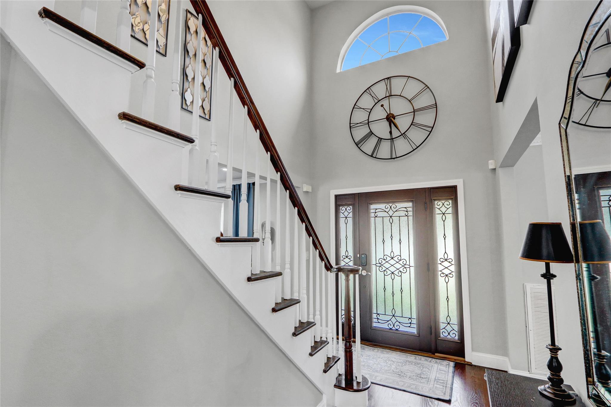 #3 photo, 2441 New York Avenue, Melville , NY 11747