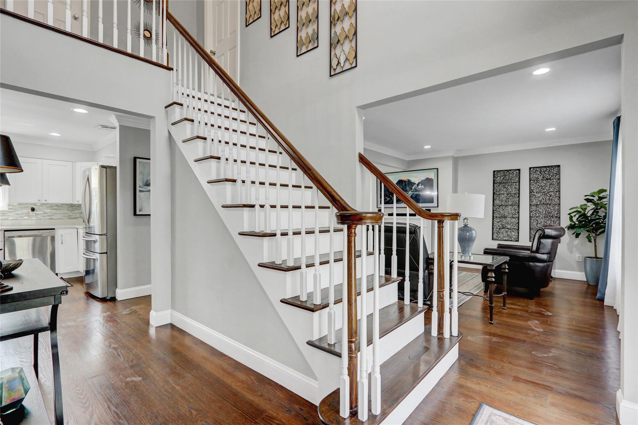 #5 photo, 2441 New York Avenue, Melville , NY 11747