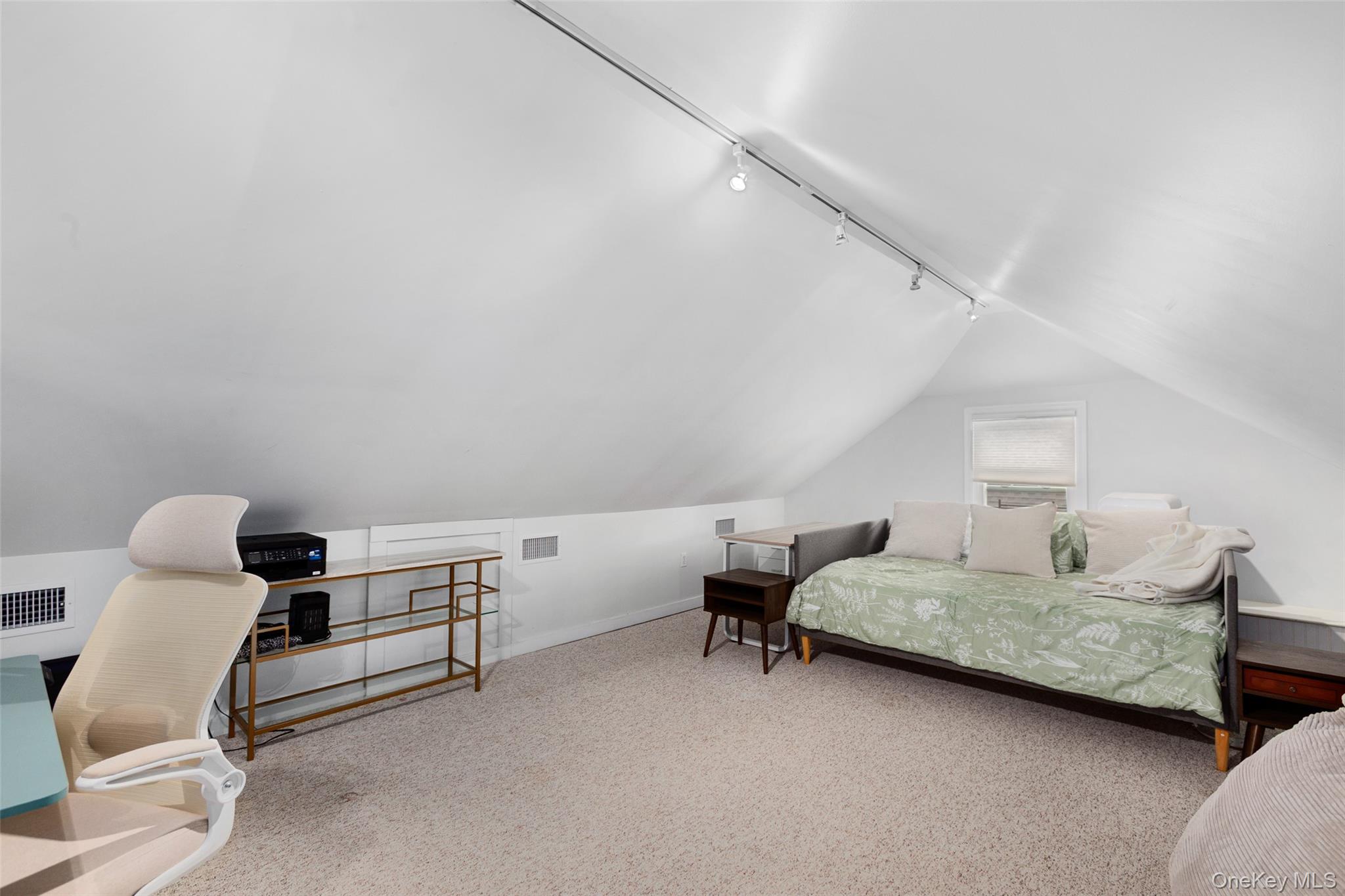 #13 photo, 32 Central Parkway, Mount Vernon , NY 10552