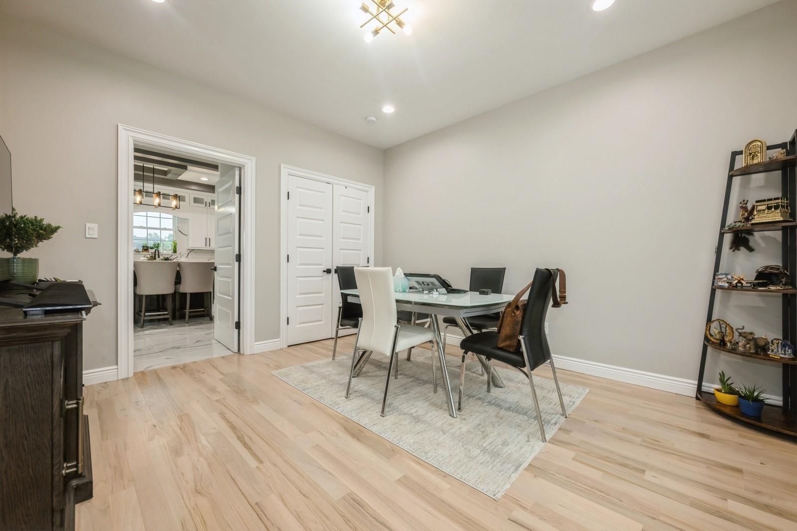 #16 photo, 215 Marguerite Ave, ナッソー郡 South Floral Park , NY 11001