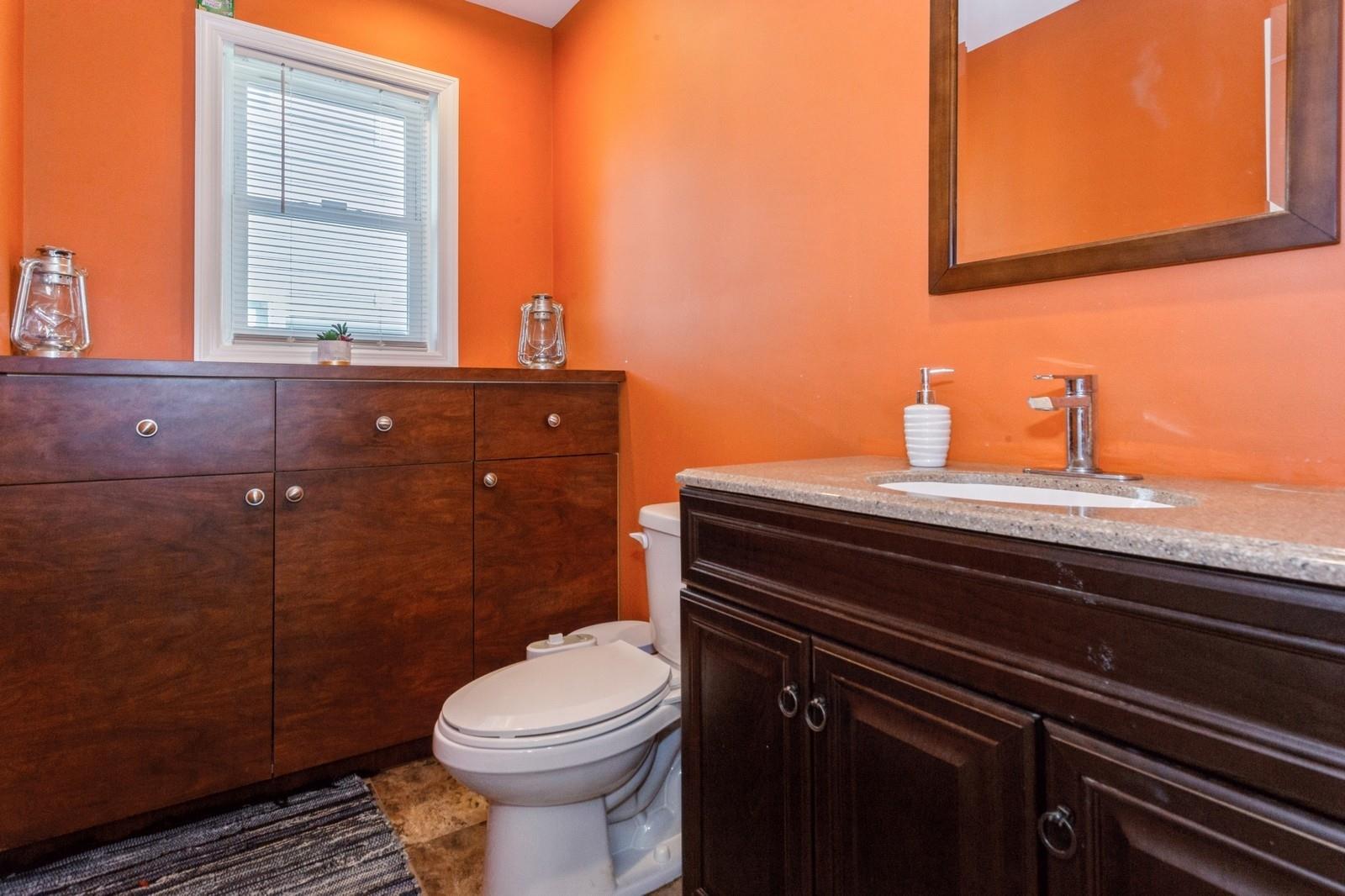 #10 photo, 112 Emporia Avenue, ナッソー郡 Elmont , NY 11003