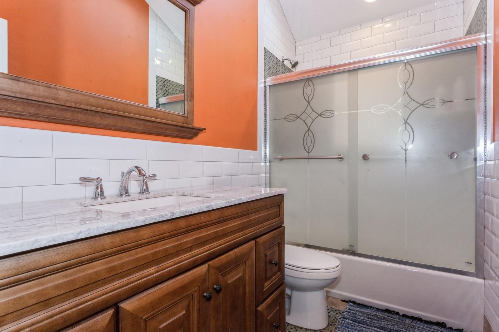 #19 photo, 112 Emporia Avenue, ナッソー郡 Elmont , NY 11003