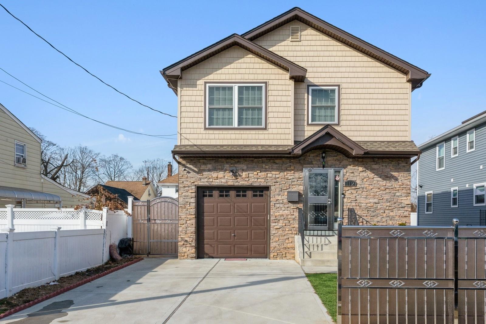 #2 photo, 112 Emporia Avenue, ナッソー郡 Elmont , NY 11003