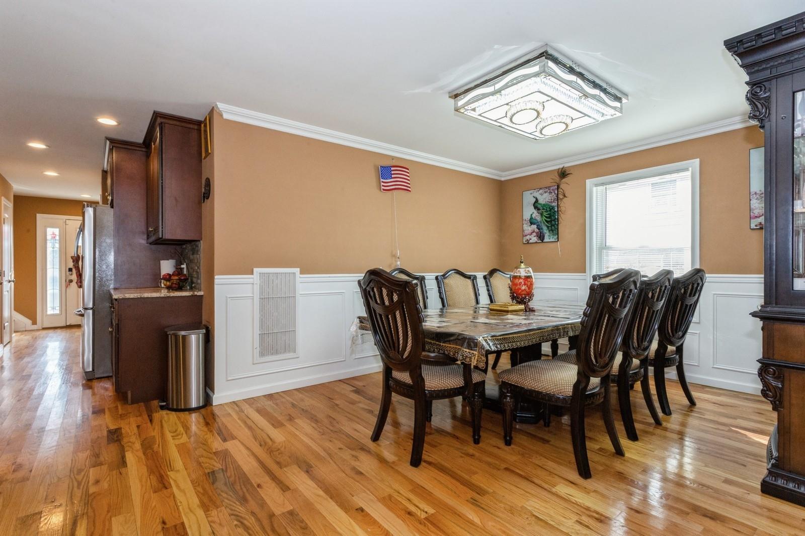 #9 photo, 112 Emporia Avenue, ナッソー郡 Elmont , NY 11003