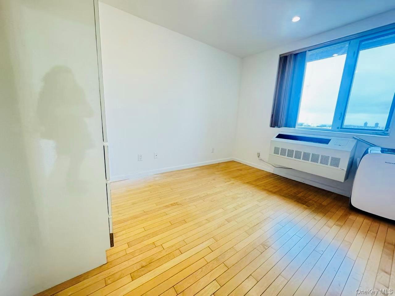 #7 photo, 143-26 41st Avenue, クイーンズ区 Flushing , NY 11355