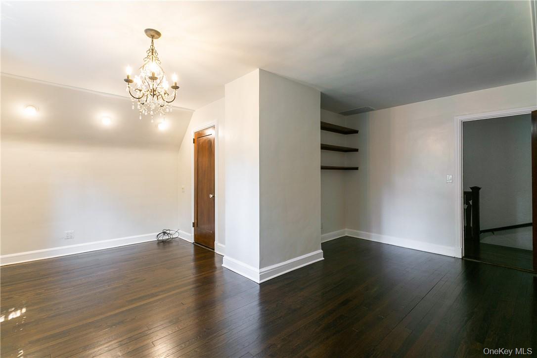 #13 photo, 1191 Post Road, Scarsdale , NY 10583