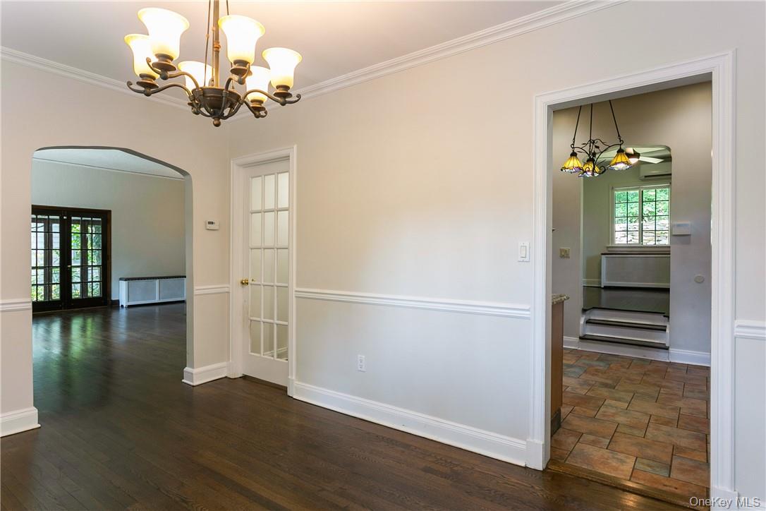 #7 photo, 1191 Post Road, Scarsdale , NY 10583