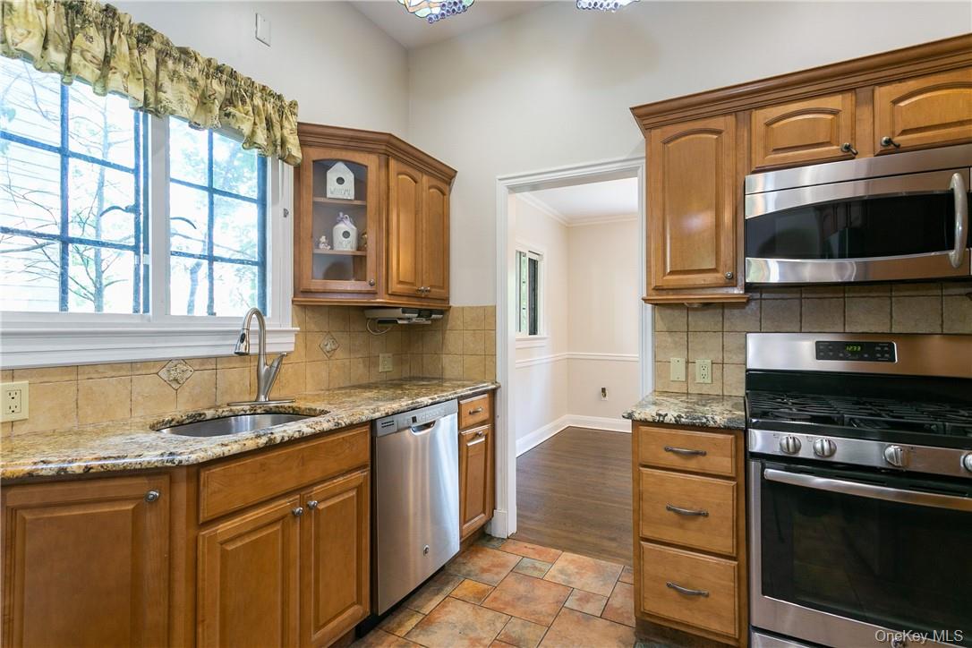 #9 photo, 1191 Post Road, Scarsdale , NY 10583