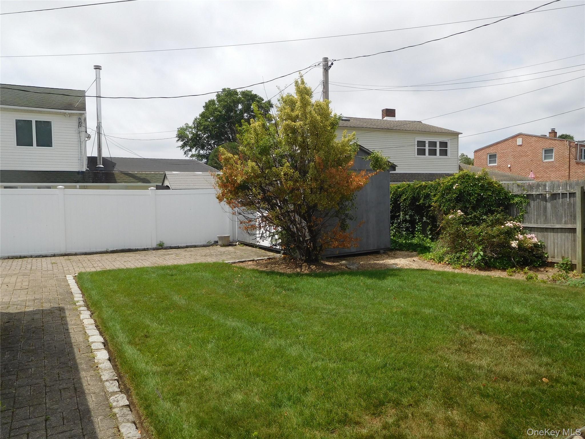 #12 photo, 231 Willowood Drive, ナッソー郡 Wantagh , NY 11793