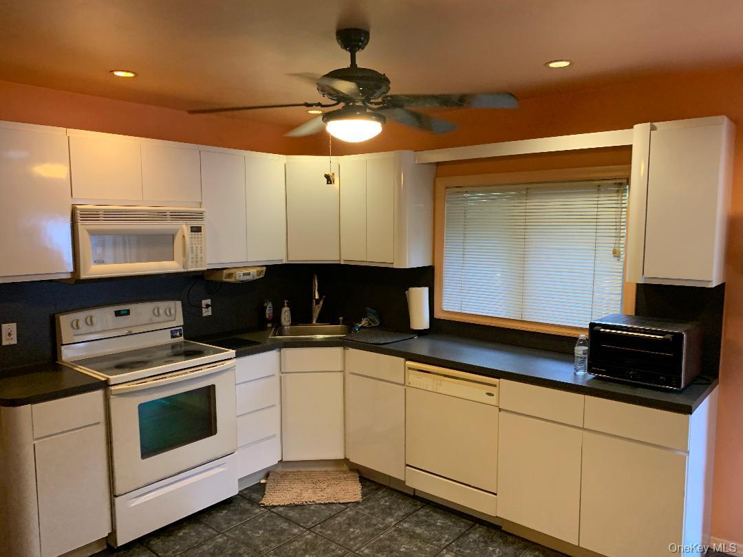 #3 photo, 231 Willowood Drive, ナッソー郡 Wantagh , NY 11793